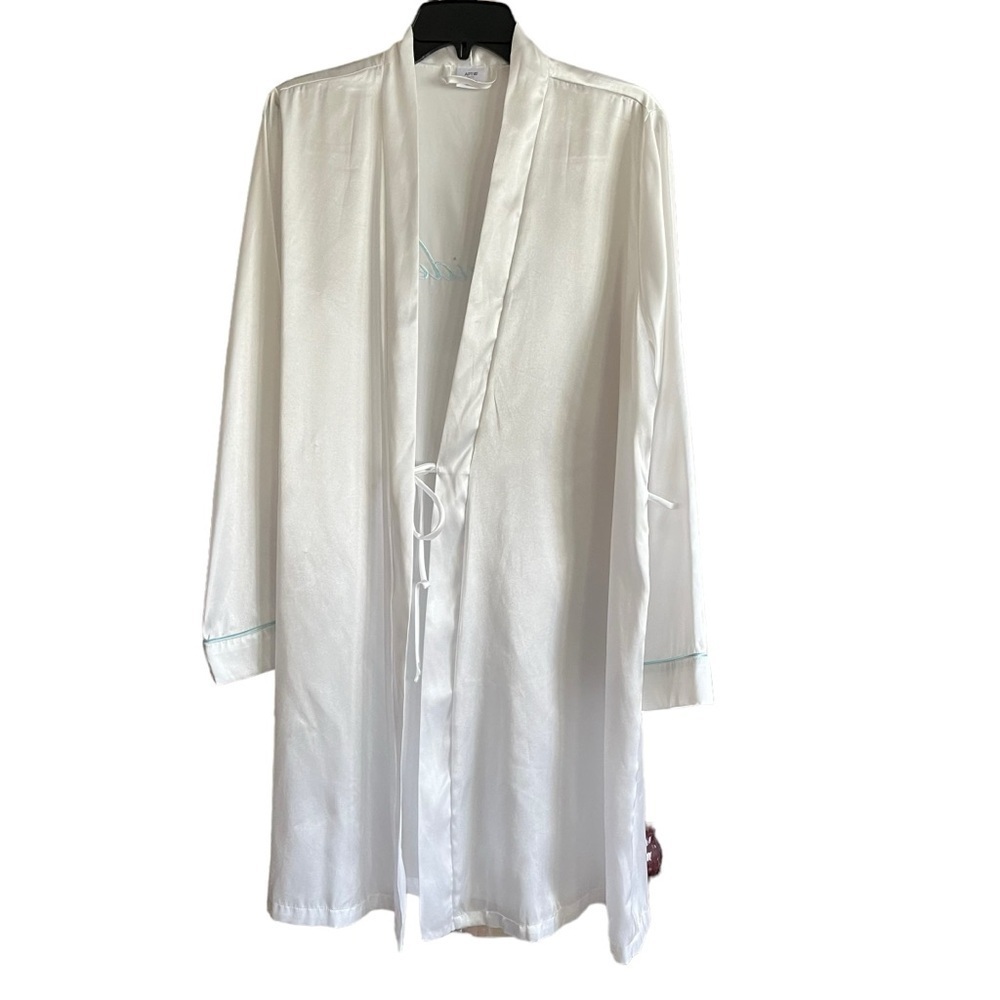 Apt 9 Womens White Satin Bridal Robe Light Blue Trim Bride Tie Belt Large - Picture 2 of 9